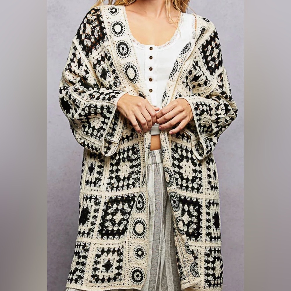 POL Black and Cream Granny Square Patterned Women's Sweater